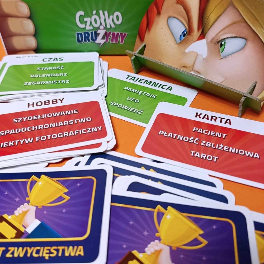 Karty i elementy gry Czółko Drużyny Portal Games - gra słowna i kalamburowa