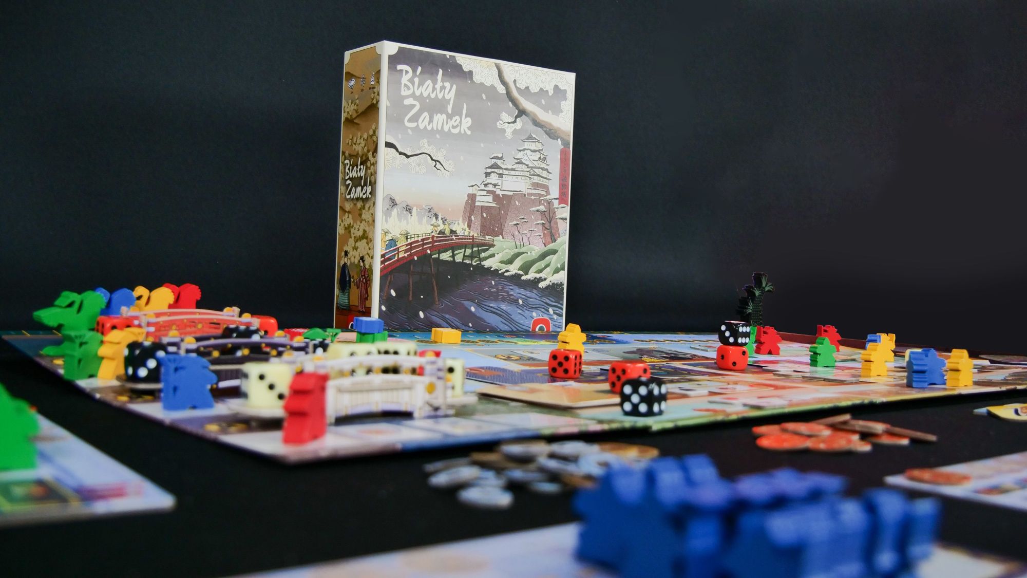 Biały Zamek Portal Games - karty, kafelki i kości do gry