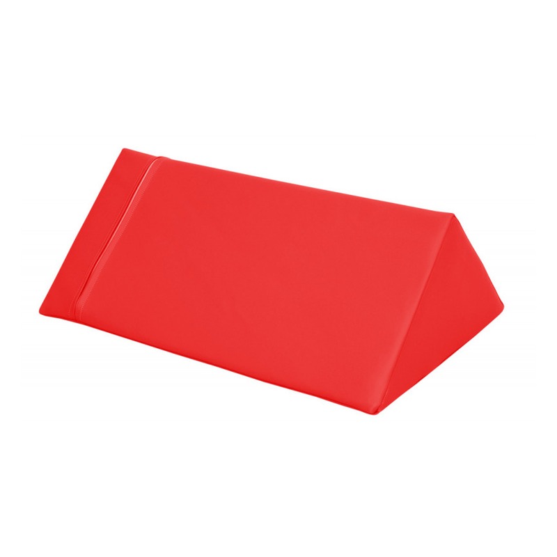 Piankowy trójkąt średni 60 x 30 x 30 cm ustawiony pionowo jako element toru przeszkód dla dzieci
