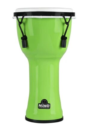 Widok z boku na zielone syntetyczne djembe 8 cali NINO dla dzieci