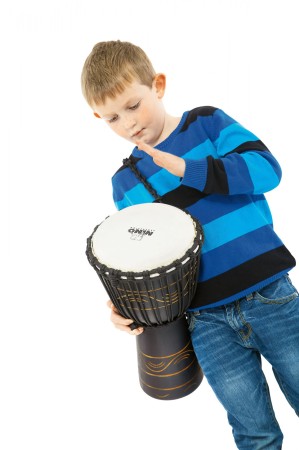 Bęben djembe 8 cali z ręcznie rzeźbionym korpusem z mahoniu dla dzieci od 4 lat