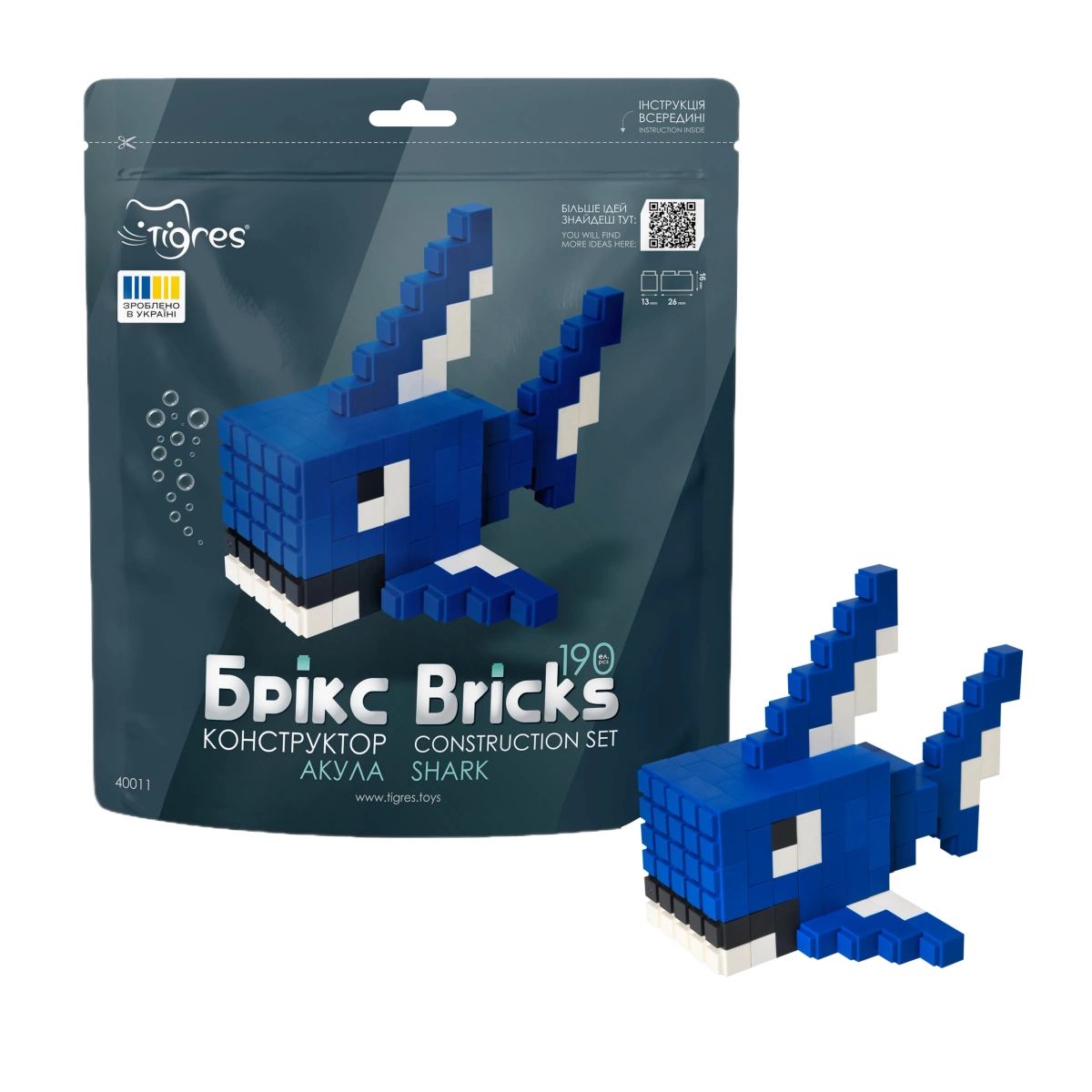 Klocki Bricks Rekin — zbudowany model rekina biało-niebieski