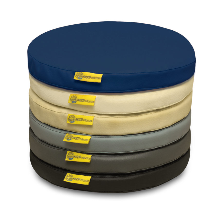 Zestaw 6 poduszek pastelowych Akson — widok rozłożonych poduszek