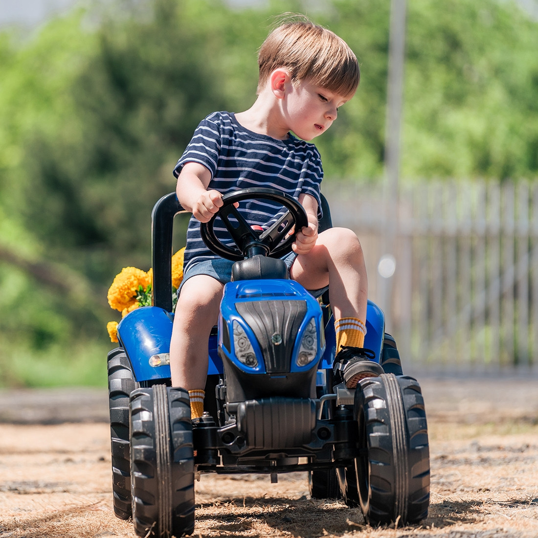 FALK traktor na pedały New Holland T8 z odczepianą przyczepą