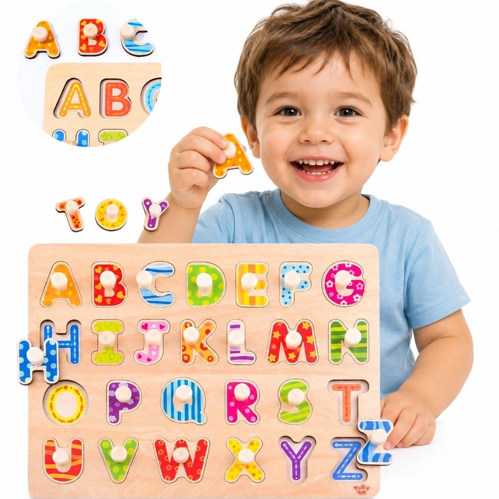 Drewniane puzzle z alfabetem TOOKY TOY z uchwytami w kolorowej tablicy